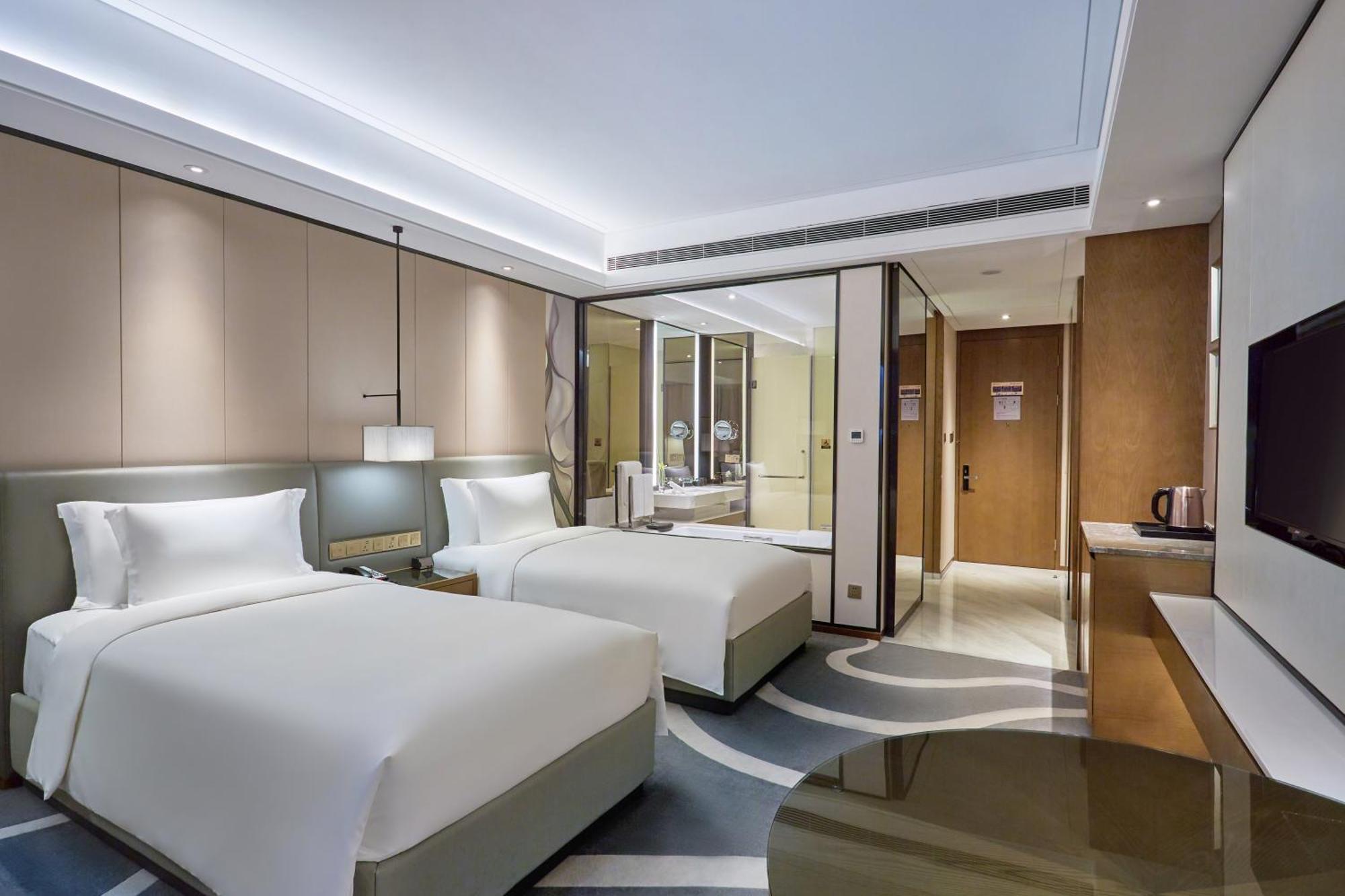 Crowne Plaza Hangzhou Qiantang - The Subway Can Reach The West Lake Scenic Area As Well As The Airport And High-Speed Rail Station, Adjacent To Jinsha Lake And Longfor Paradise Walk Bagian luar foto