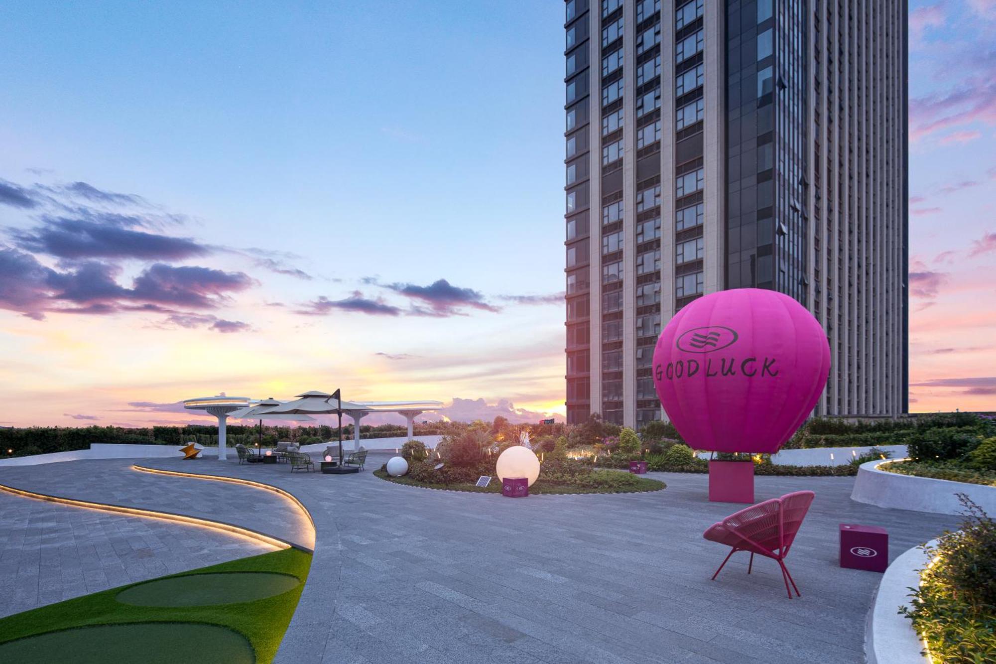 Crowne Plaza Hangzhou Qiantang - The Subway Can Reach The West Lake Scenic Area As Well As The Airport And High-Speed Rail Station, Adjacent To Jinsha Lake And Longfor Paradise Walk Bagian luar foto